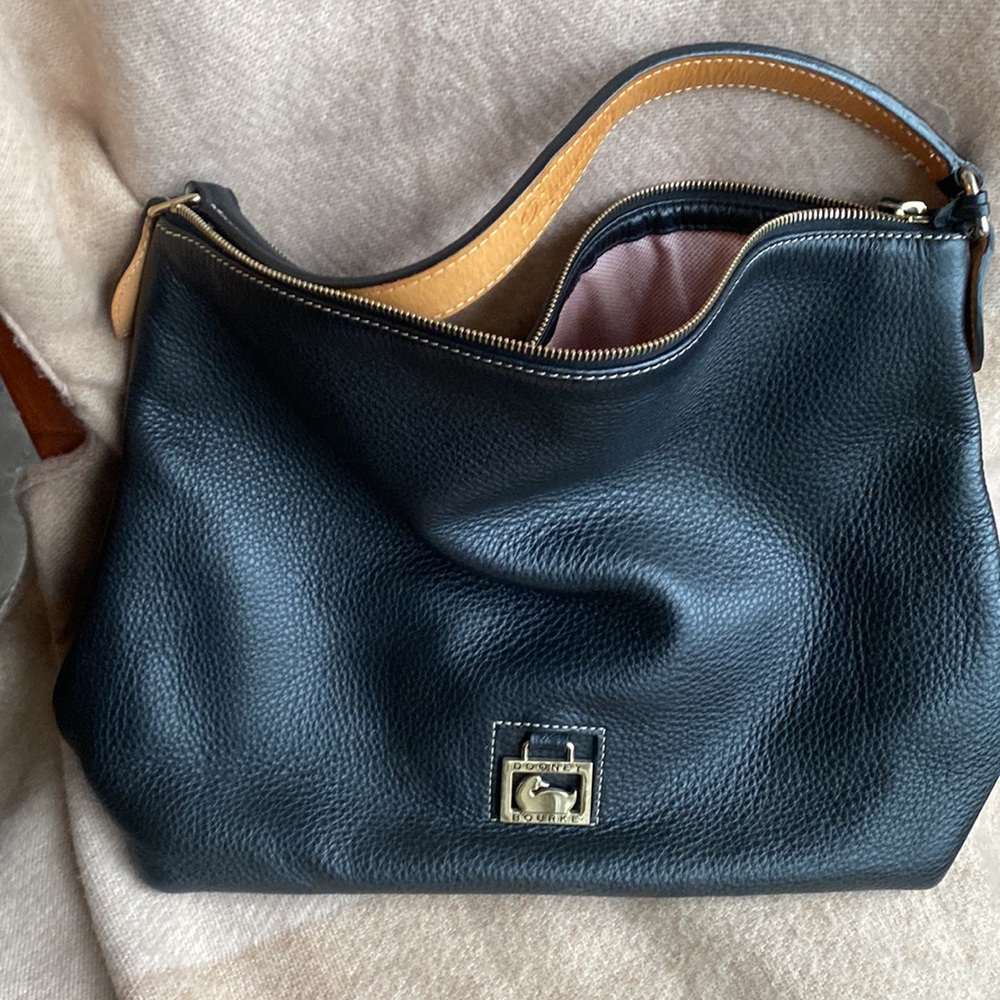 Dooney Bourke pink interior bag of goodness